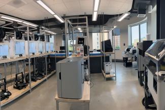 3D printers in digital fabrication space