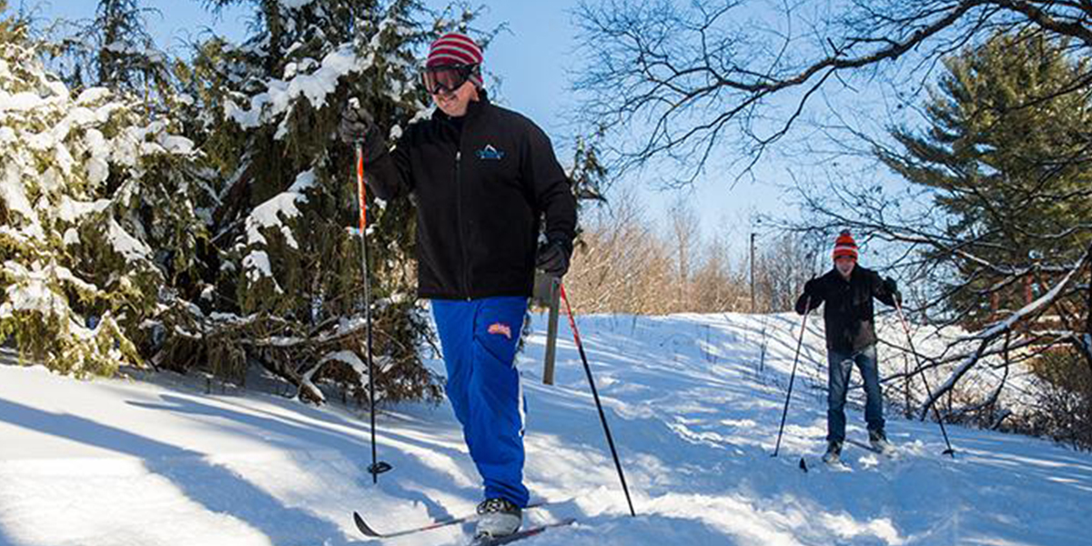 Students cross-country skiing