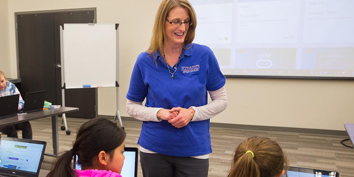 Donna Gavin teaching Girls Who Code