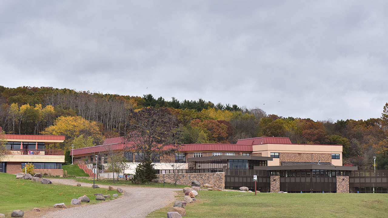 UW-Platteville Baraboo Sauk County Campus