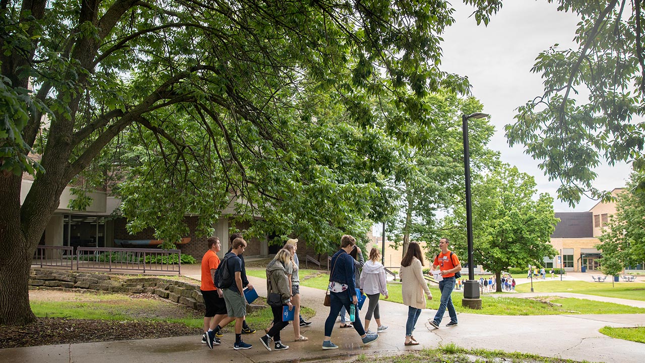 uw platteville campus tours