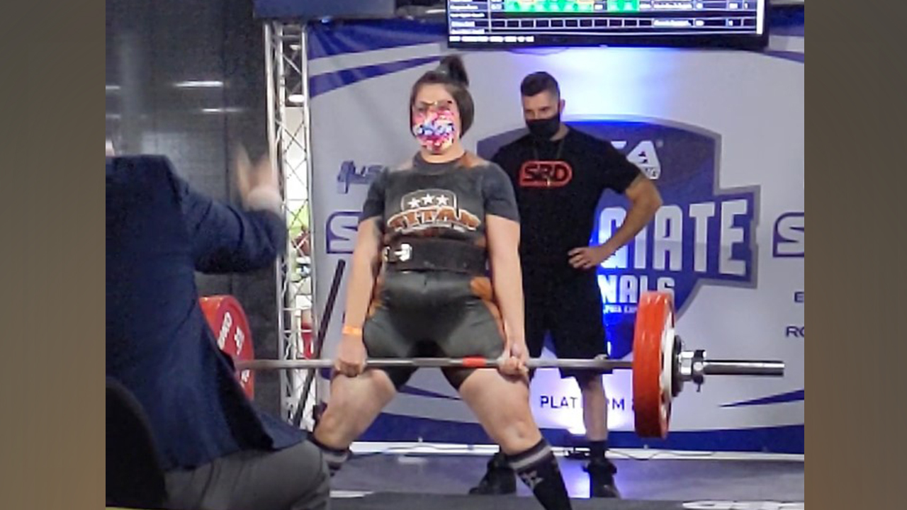 Aranda takes third place at national powerlifting competition