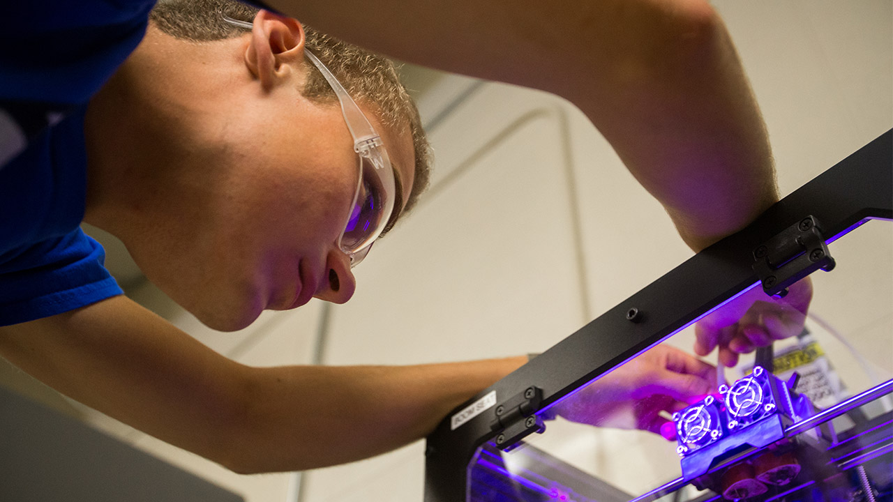 Student working in Lab