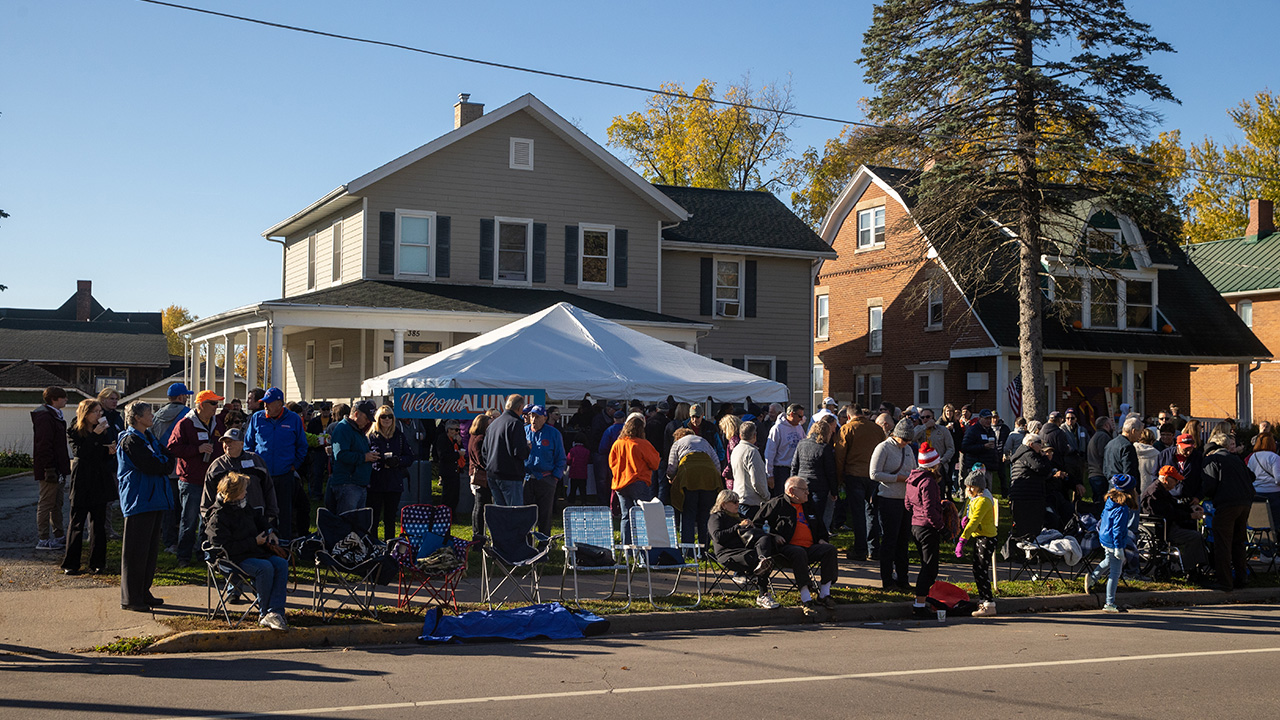 Alumni Tent