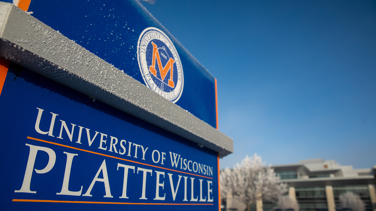 UW-Platteville sign