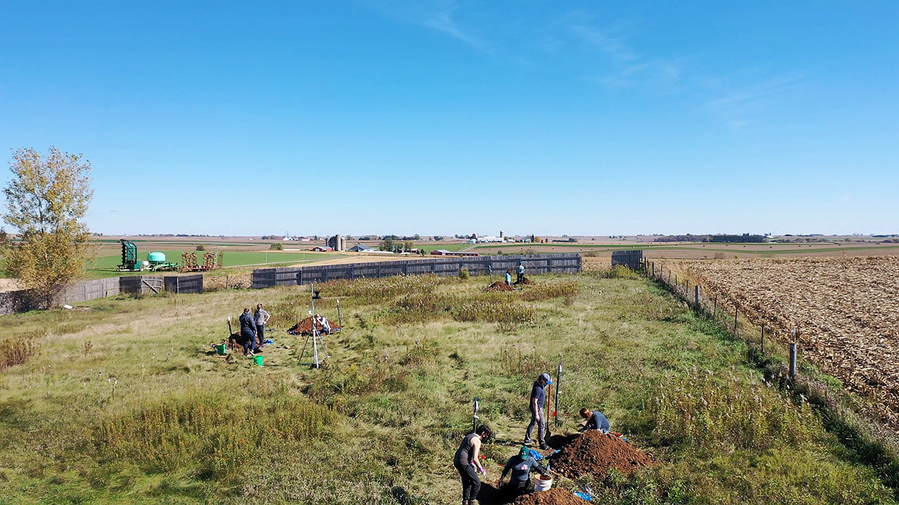 Clandestine grave documentation research