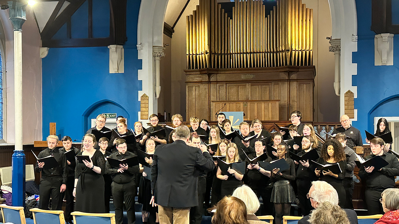 The choir sings in Stratford-upon-Avon.
