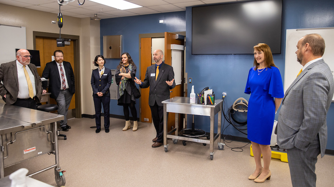 Tour of UW-Platteville's Cadaver Lab