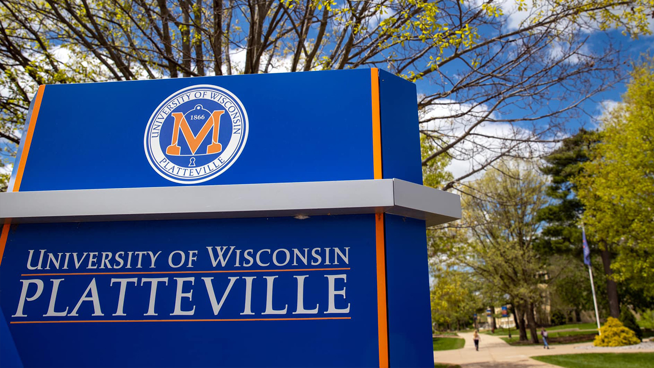 UW-Platteville campus sign