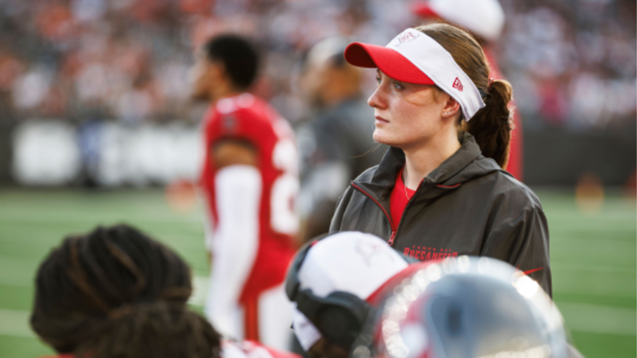 “Working with the Tampa Bay Buccaneers prepared me for my role at Valparaiso University as the running back coach by allowing me to meet and learn from top coaches,” said Schweitzer.