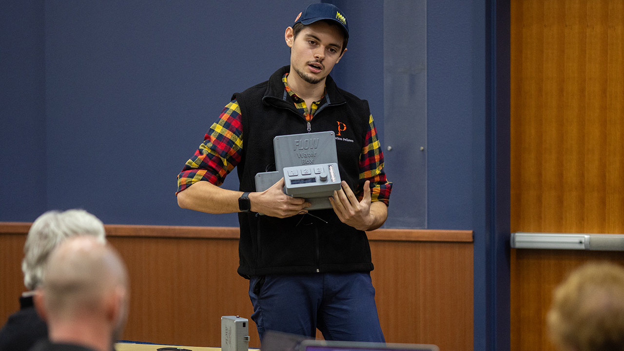 At the WiSys Prototype Hackathon Final Showcase, students presented their innovative prototypes with real-world applications to a panel of judges. 