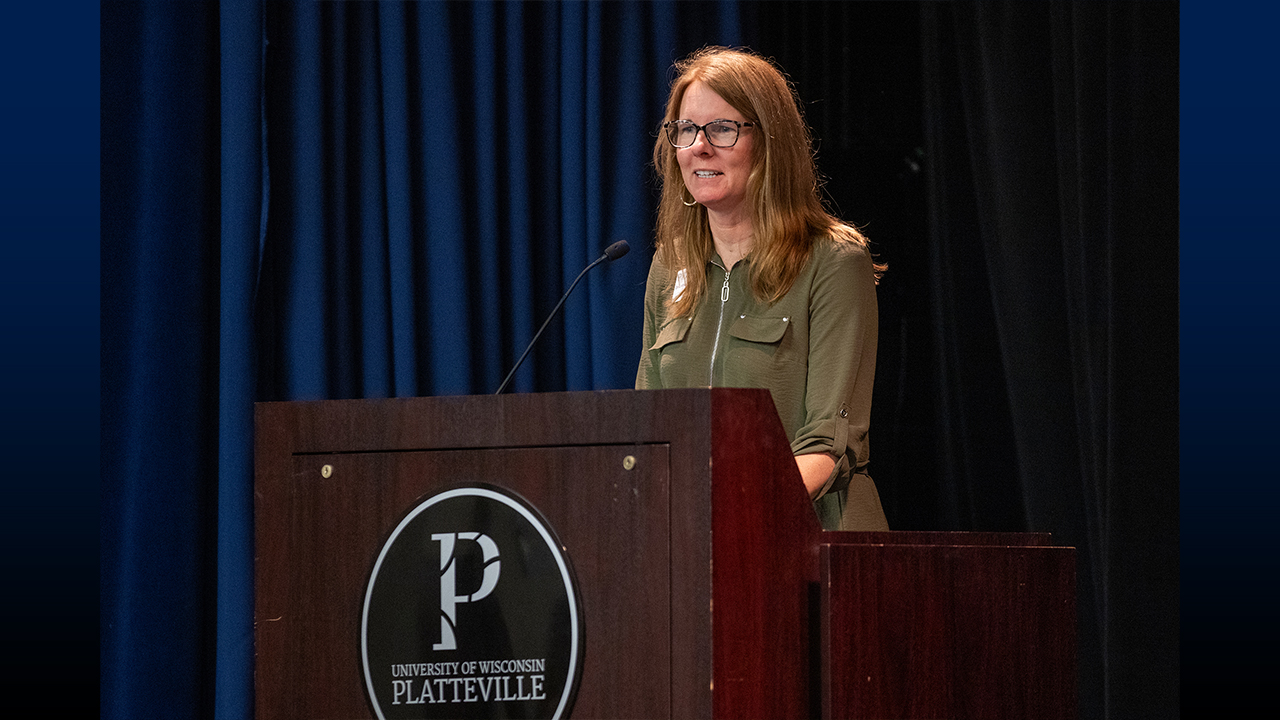 Dr. Lindsay Hollingsworth co-authored a chapter in the book “Sharing Leadership Stories in Rural Education,” exploring how rural educators and communities can build supportive partnerships.