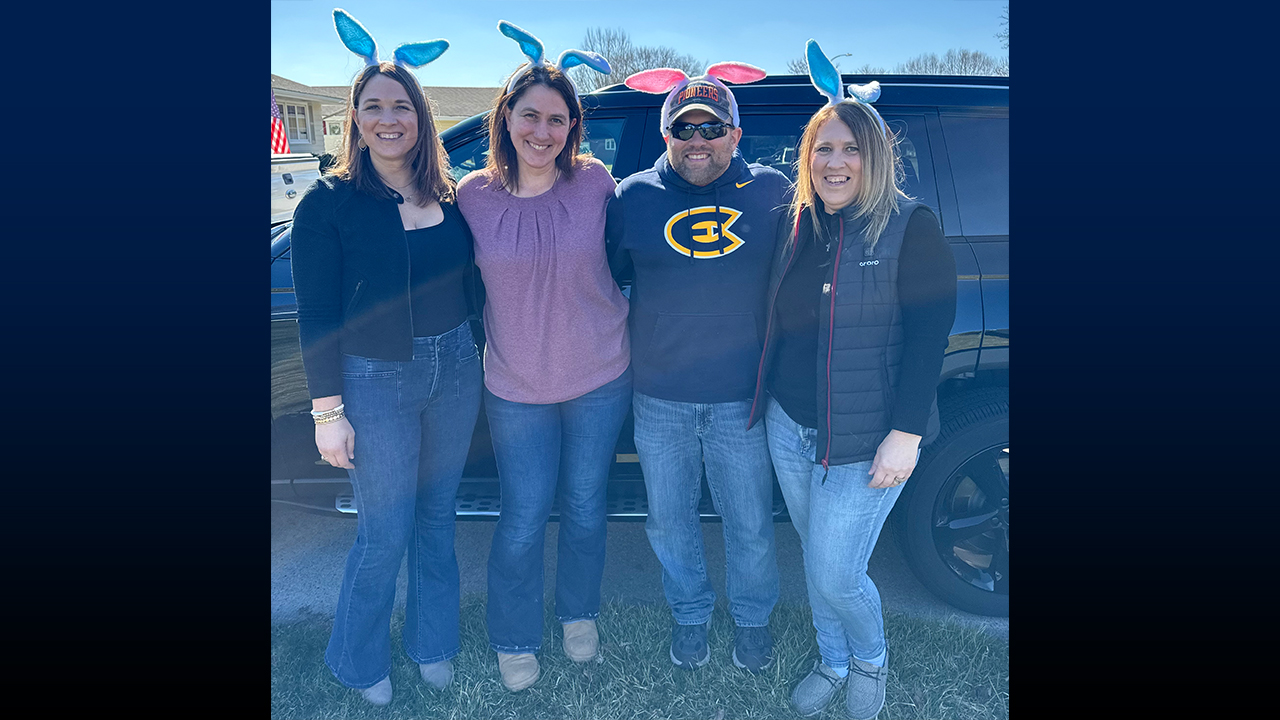 Travis pictured with his sisters — Tatum, Tonya, and Tiphany — during last year’s Easter gathering.