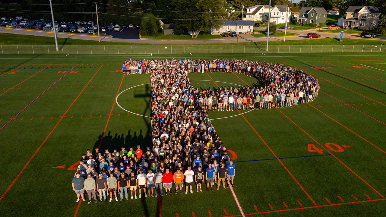 UW-Platteville's freshman class participated in Welcome Weekend activities, including the traditional class photo.