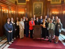 Full group at Research in the Rotunda