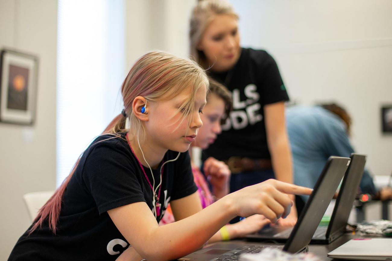 Girls Who Code students