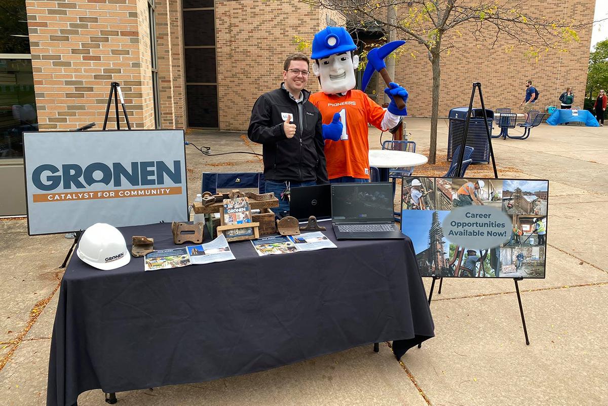 Fox Cities Community on Campus Day