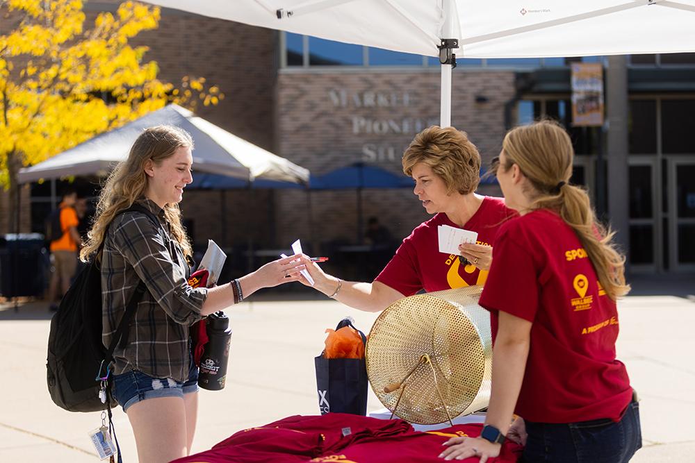 Fox Cities Community on Campus Day