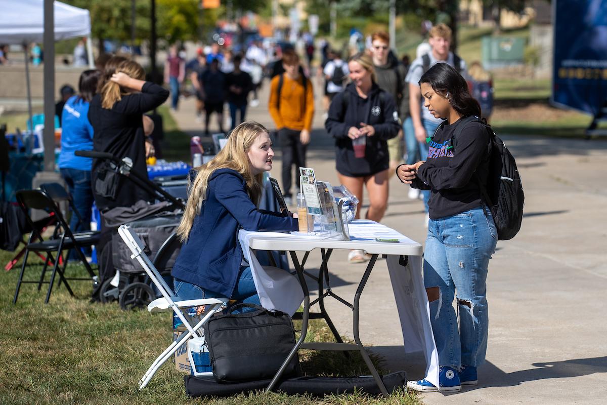 AmeriCorps, Dubuque Community on Campus Day