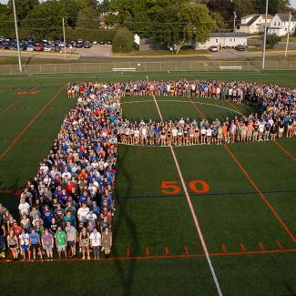 Welcome Weekend class photo with new students