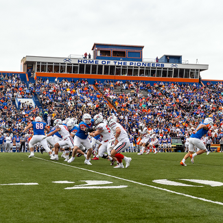 UW-Platteville Pioneers Football game