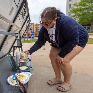 Student uses solar power to cook waffles