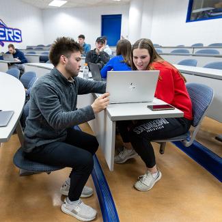 HHP students collaborate on coursework